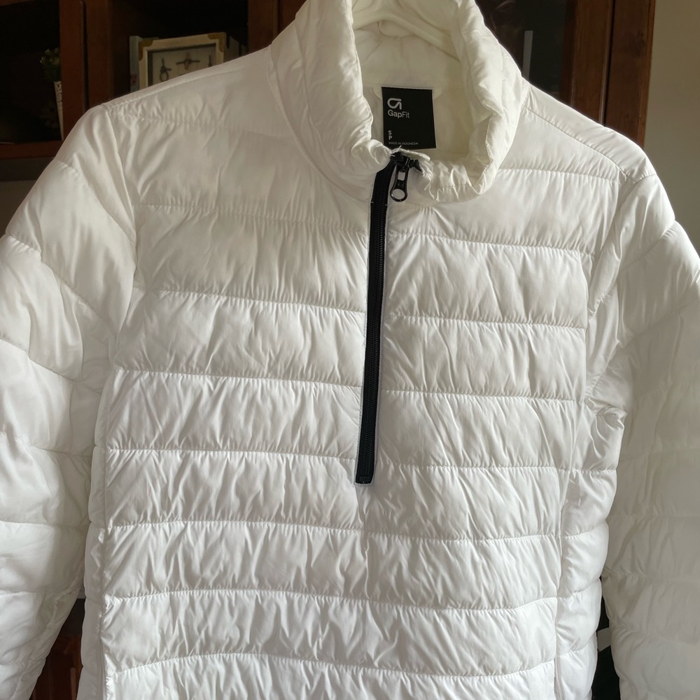 Gap GAPFIT Lightweight Half Zip Puffer jacket in Optic white Small - Picture 9 of 11